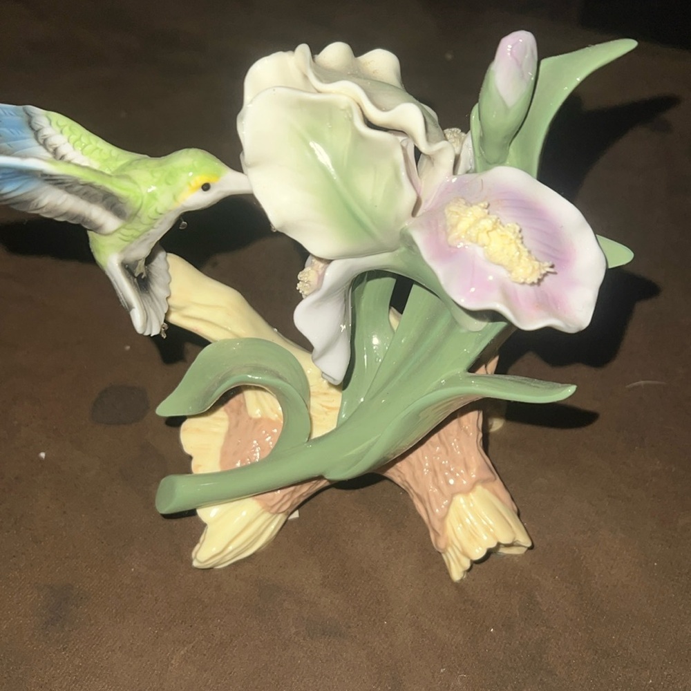 Hummingbird Figurine
